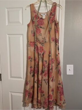 Mossimo Floral Sleeveless Maxi Dress in Beige and Pink